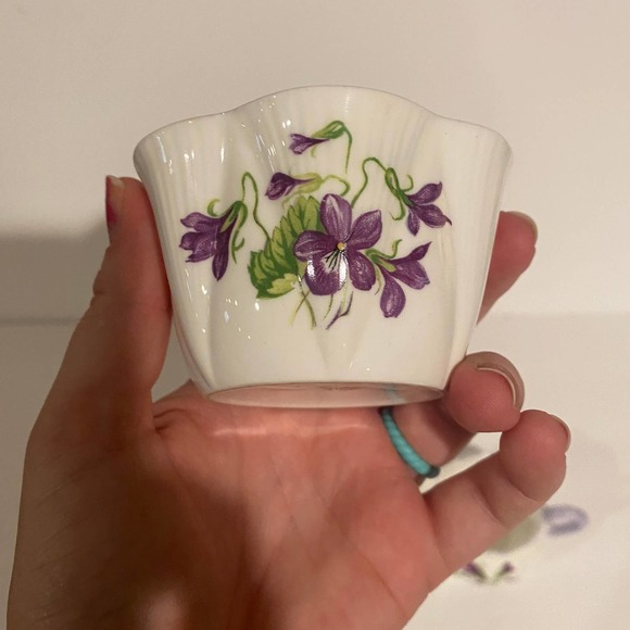 Shelley England Fine Bone China Violets 13821 Creamer and Sugar - Picture 5 of 11